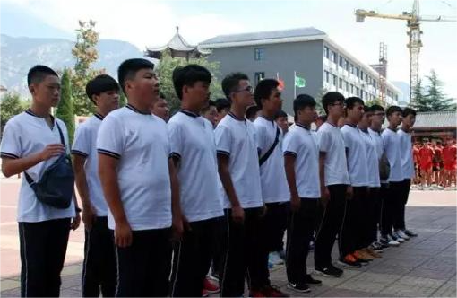 少林小龍武院與周口文昌中學(xué) 相互交換30名學(xué)生進(jìn)行交流學(xué)習(xí)