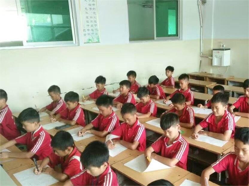嵩山少少林學(xué)校現(xiàn)在有哪些班級(jí)？