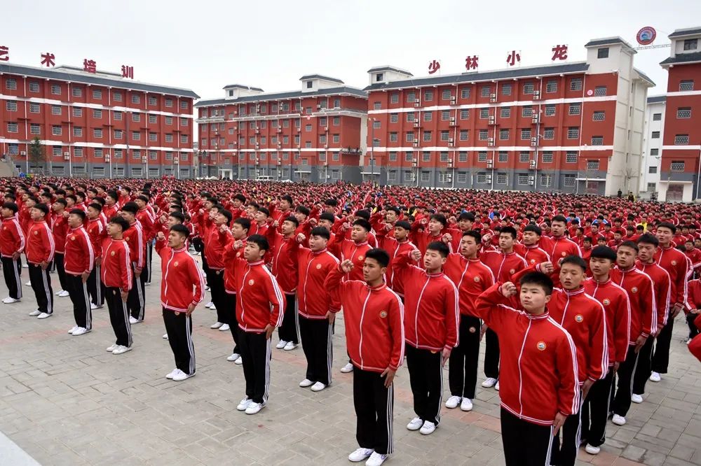 嵩山少林寺武校報名時要注意什么？新生入學(xué)注意事項！