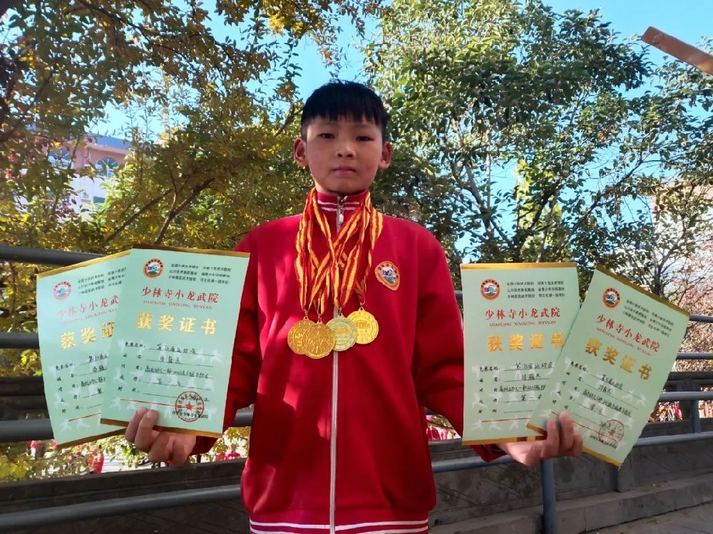 少林小龍武校高幼一部學員馮雍杰：武自幼兒練，英杰出少年