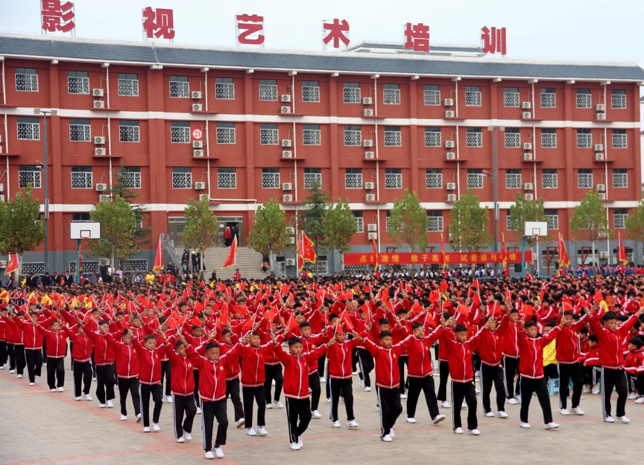 嵩山少林寺招生條件一年學(xué)費多少錢
