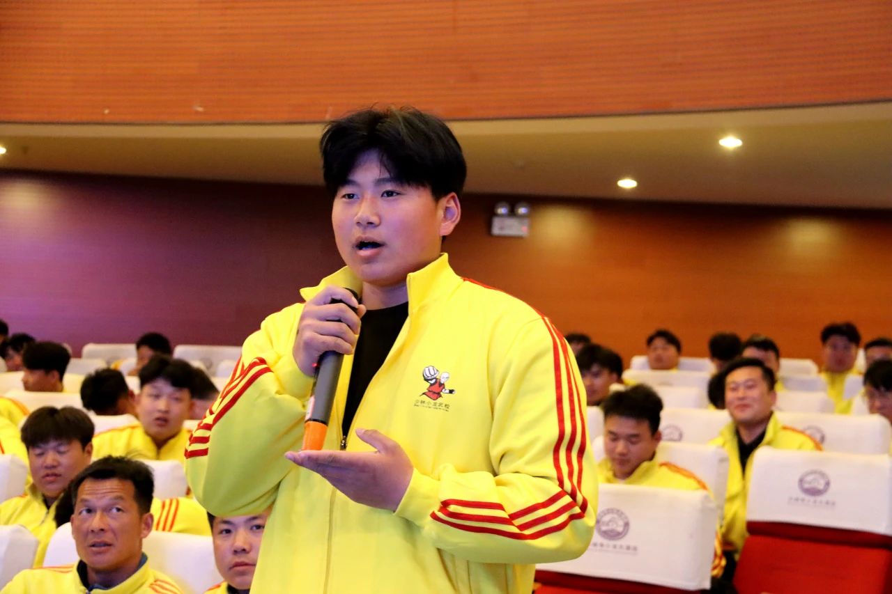 少林小龍武校