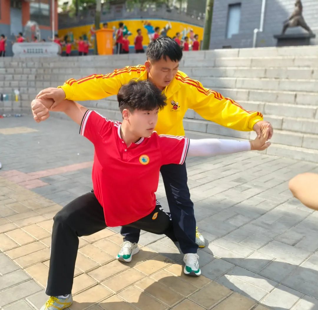 河南少林小龍武校全托套路學員王子浩然一招一式皆成長