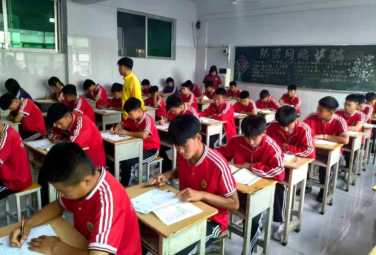 河南少林小龍武校