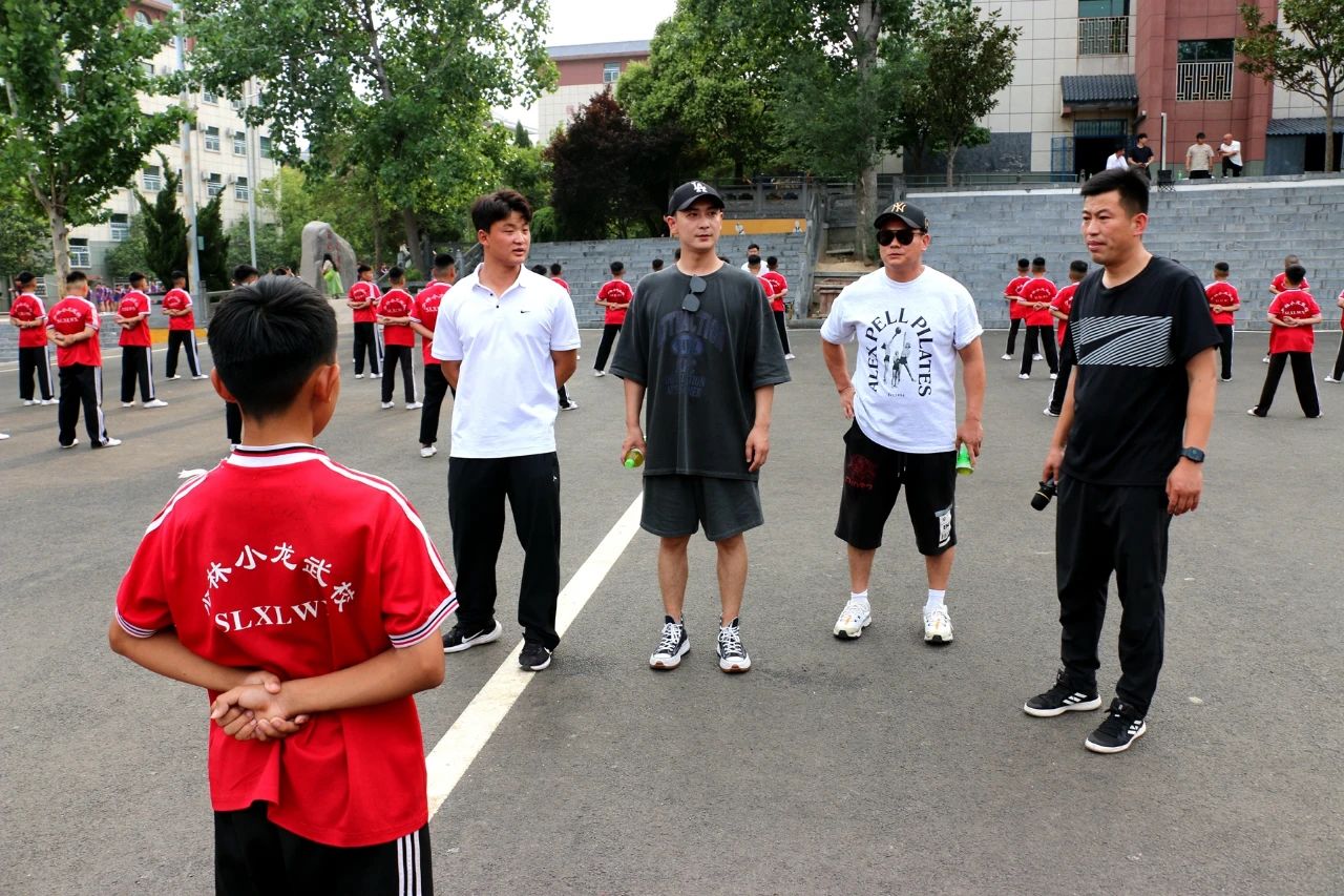 少林小龍武校